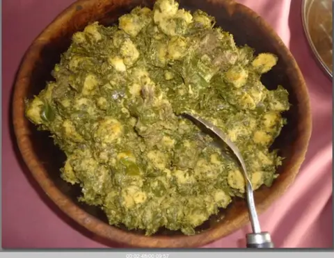 qalme/ኩርኩፋ/Moringa leaves with corn dumplings